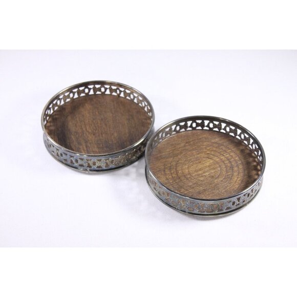 Vintage 2 English bottle coasters, bottle sliders, silver plated key trays, - Picture 4 of 9